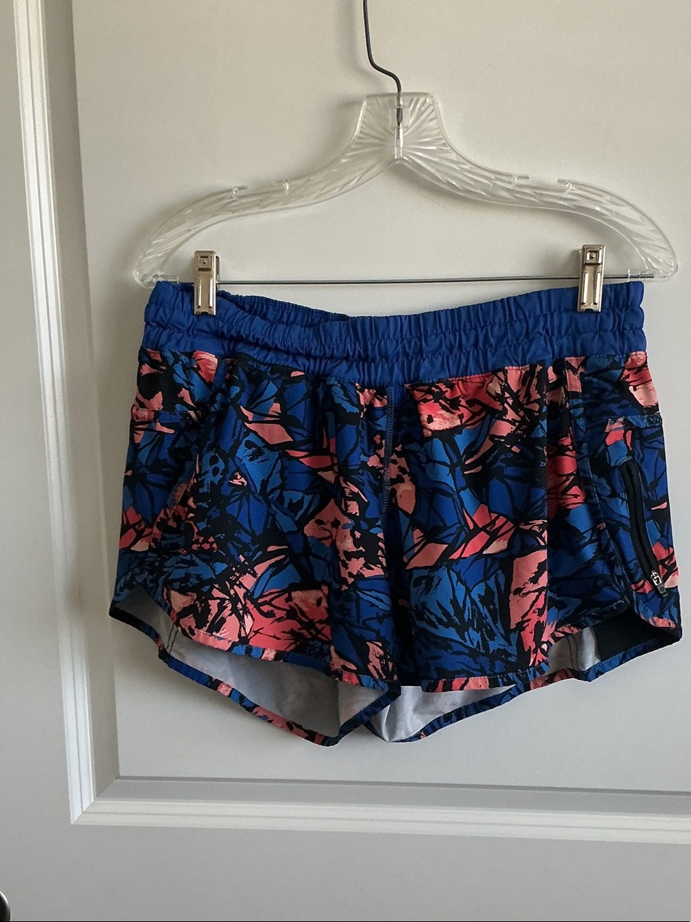 lululemon athletica Blue & Pink Abstract Print Athletic Shorts